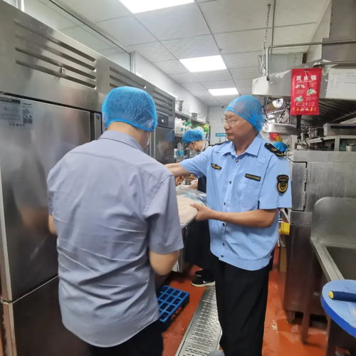 東平縣市場監(jiān)督管理局開展餐飲聚集區(qū)食品安全專項檢查
